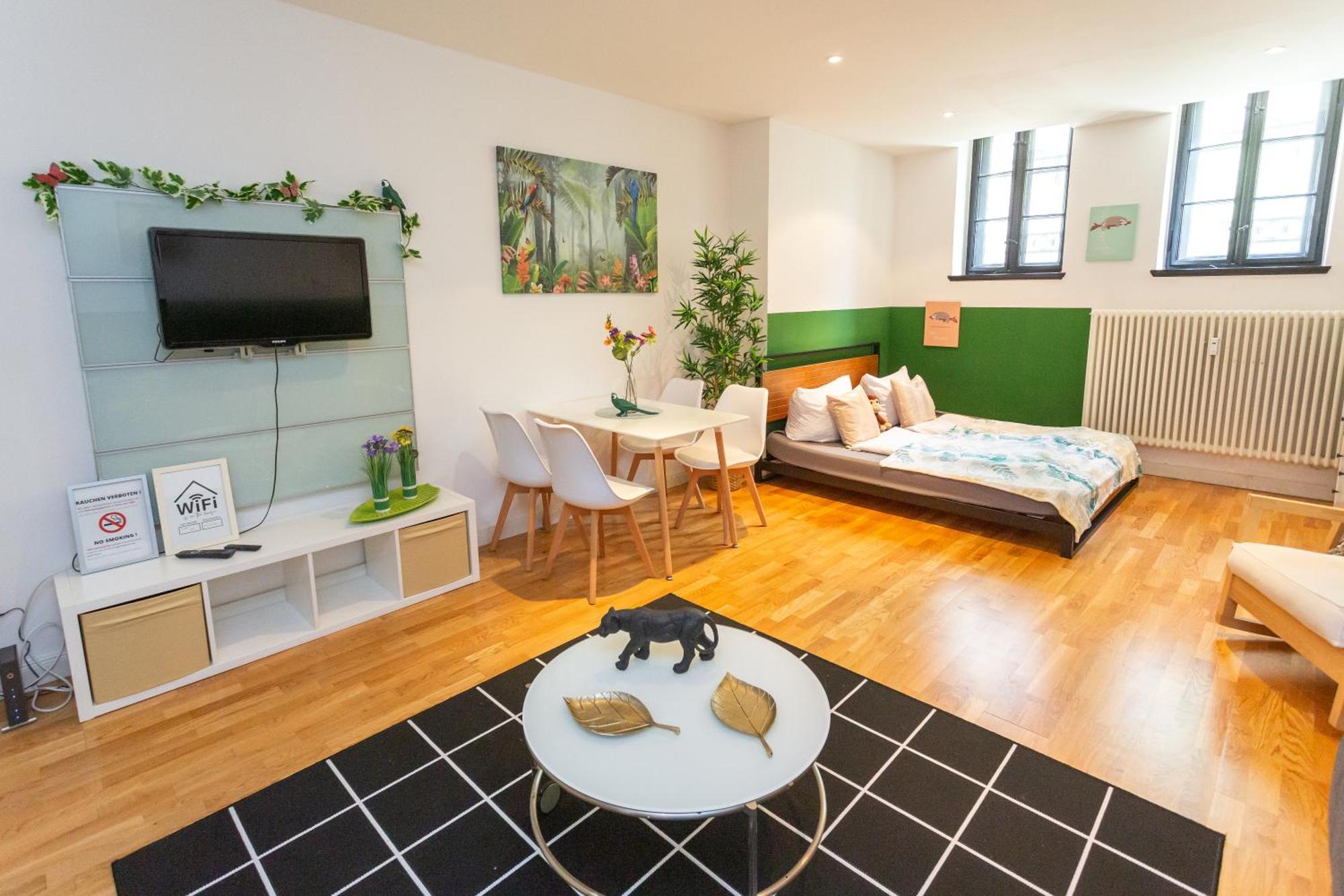 Fullhouse - - N6 Jungle - Smarttv - Nespresso Apartment *